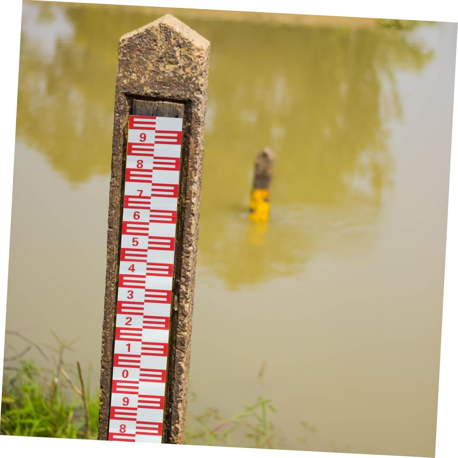 POPETPOP Reflective Self-Adhesive Pool Water Level Gauge Corrosion-Resistant Ruler with Clear Scale for Accurate Measuring and Easy Installation image number 6