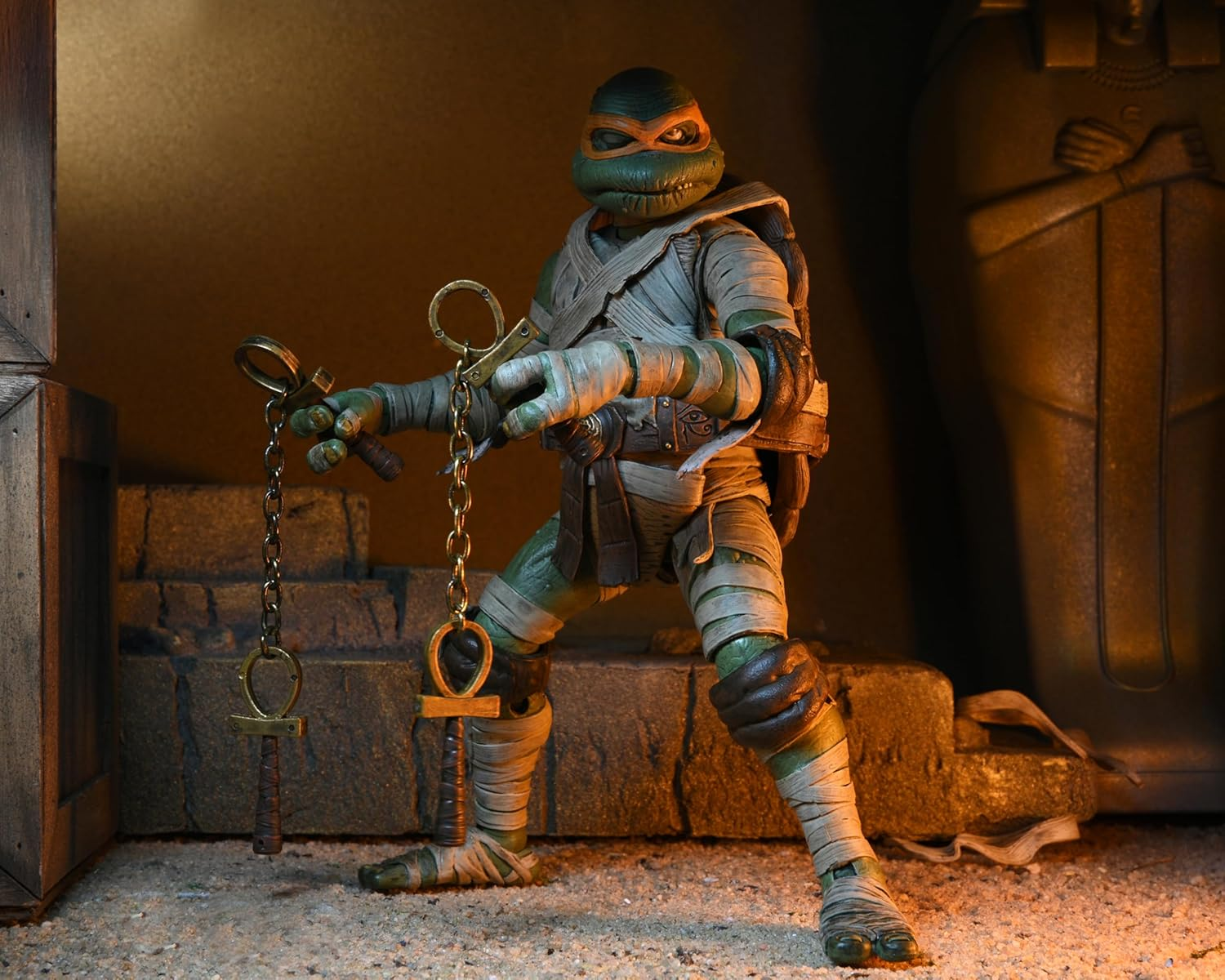NECA Ultimate Michelangelo as the Mummy - 7" Action Figurine - Teenage Mutant Ninja Turtles X Universal Monsters - Collectibles image number 2