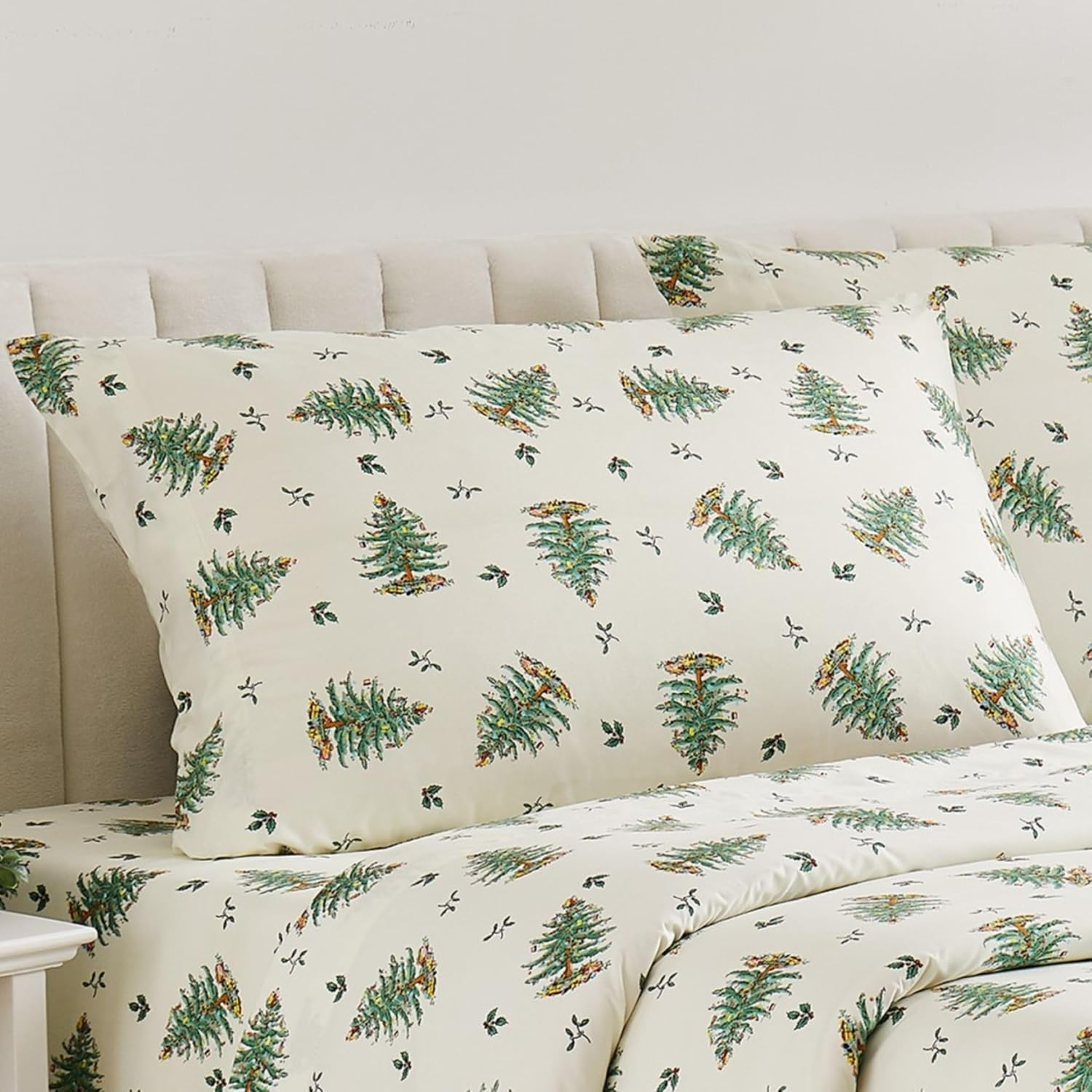 Avanti Linens - Full Sheets, Cozy Home & Holiday Decor (Spode Christmas Tree Collection), Ivory image number 2