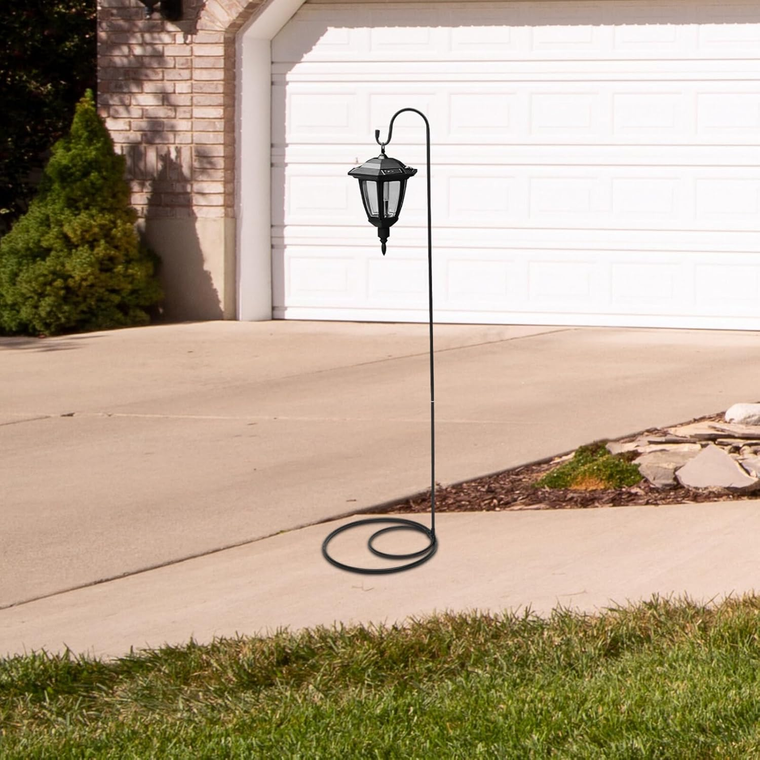 Yardwe Ground Hanging Shepherd Hook Detachable Outdoor Garden Stake for Lanterns Flower Beds Decor Resistant Iron Stylish Finish for Weddings Patios image number 3