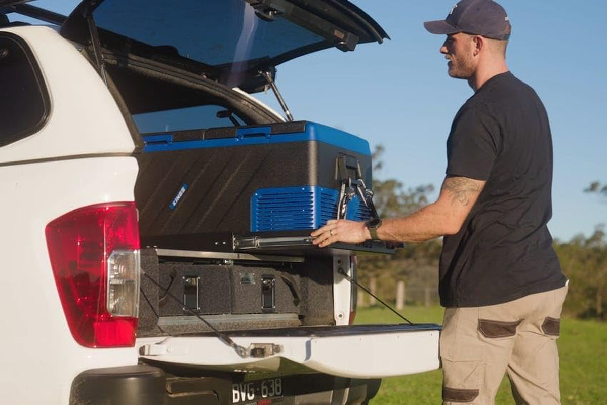 Adventure Kings Kings 100L Fridge Slide + Clear Top Canvas Bag Weather Resistant image number 1