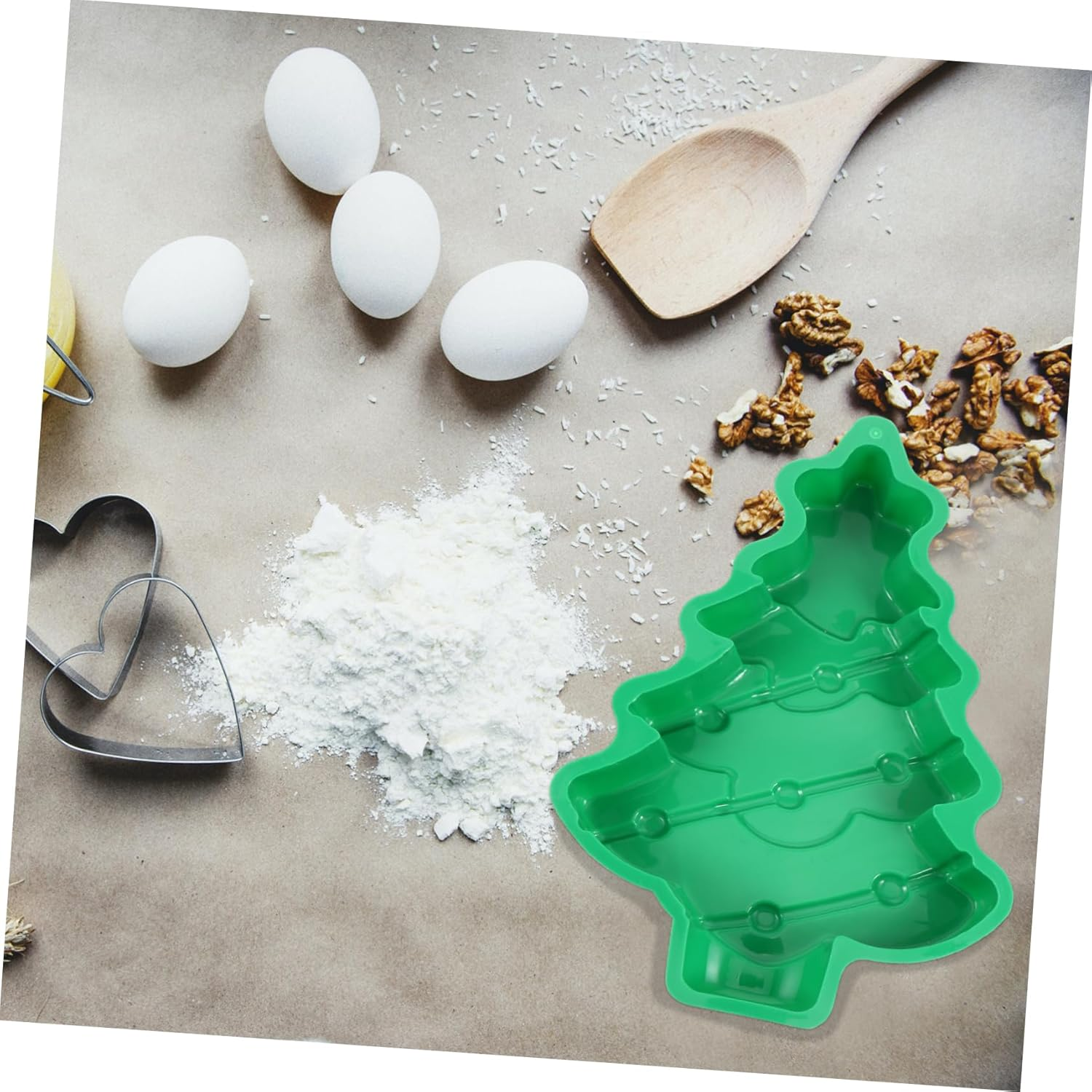 2Pcs Silicone Cake Baking Pan Trays for Oven Cartoon Design Baking Tool Food-Grade Material Easy Clean Store Random Color image number 3