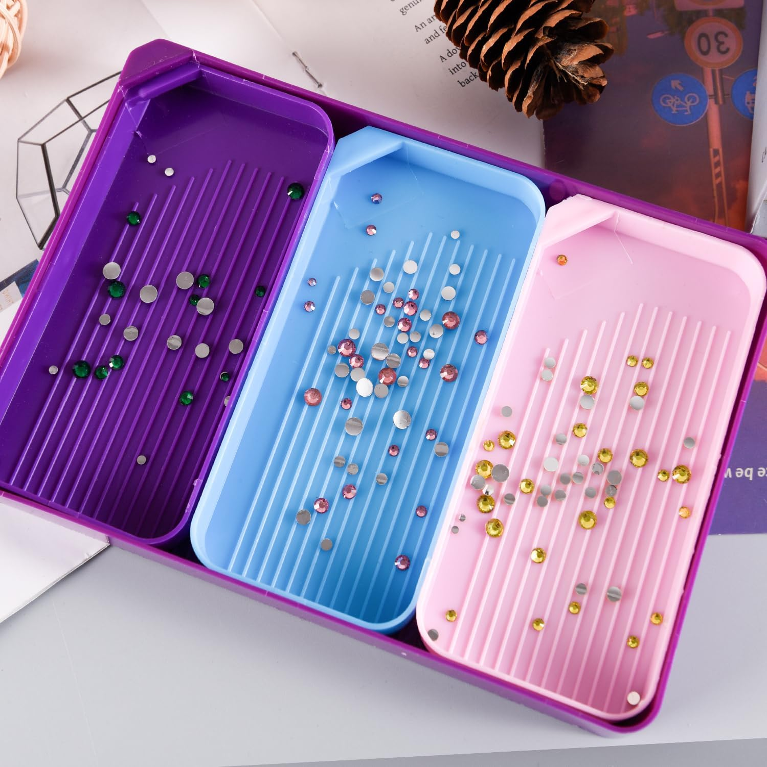 4 Pcs Diamond Art Trays Diamond Painting Bead Trays Rhinestone Bead Organizer Tray Diamond Dotting Tray Craft Bead Sorting Tray Diamond for DIY Crafts Rhinestone Sorting Tray
