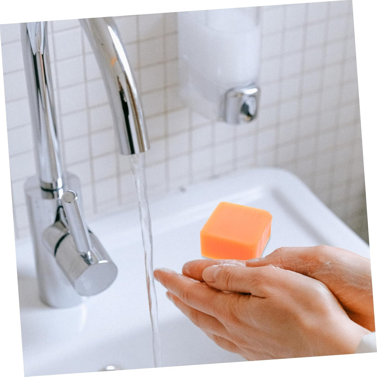 HONITANO 100G Exfoliating Handmade Soap Bar for Women Deep Cleansing Moisturizing Refreshing Scented Body Face Soap for Daily Use Nourishing Hydration for All Skin Types image number 6