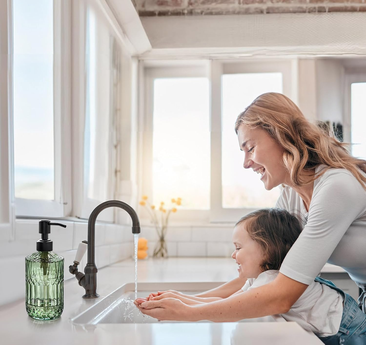 JASAI 18Oz Green Soap Dispenser with Black Rust Proof Pump, Refillable Kitchen Soap Dispenser with Thick Glass, Soap Dispenser Bathroom for Hand Soap, Dish Soap, Lotion, Body Wash. image number 4