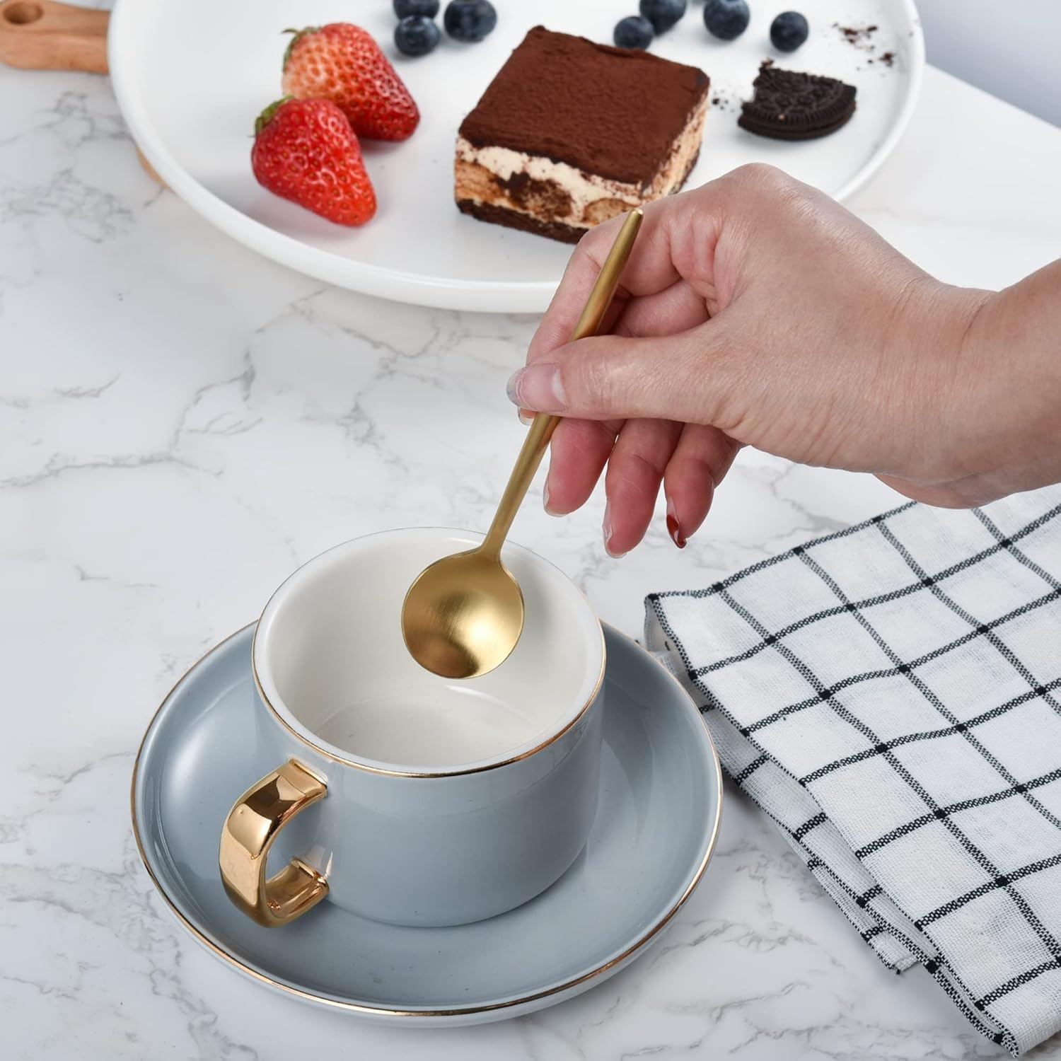 IMEEA 5.1Inch Coffee Spoon Gold Espresso Spoons Demitasse Spoons Stainless Steel Mini Teaspoons for Sugar Dessert Cake, Set of 6 image number 4