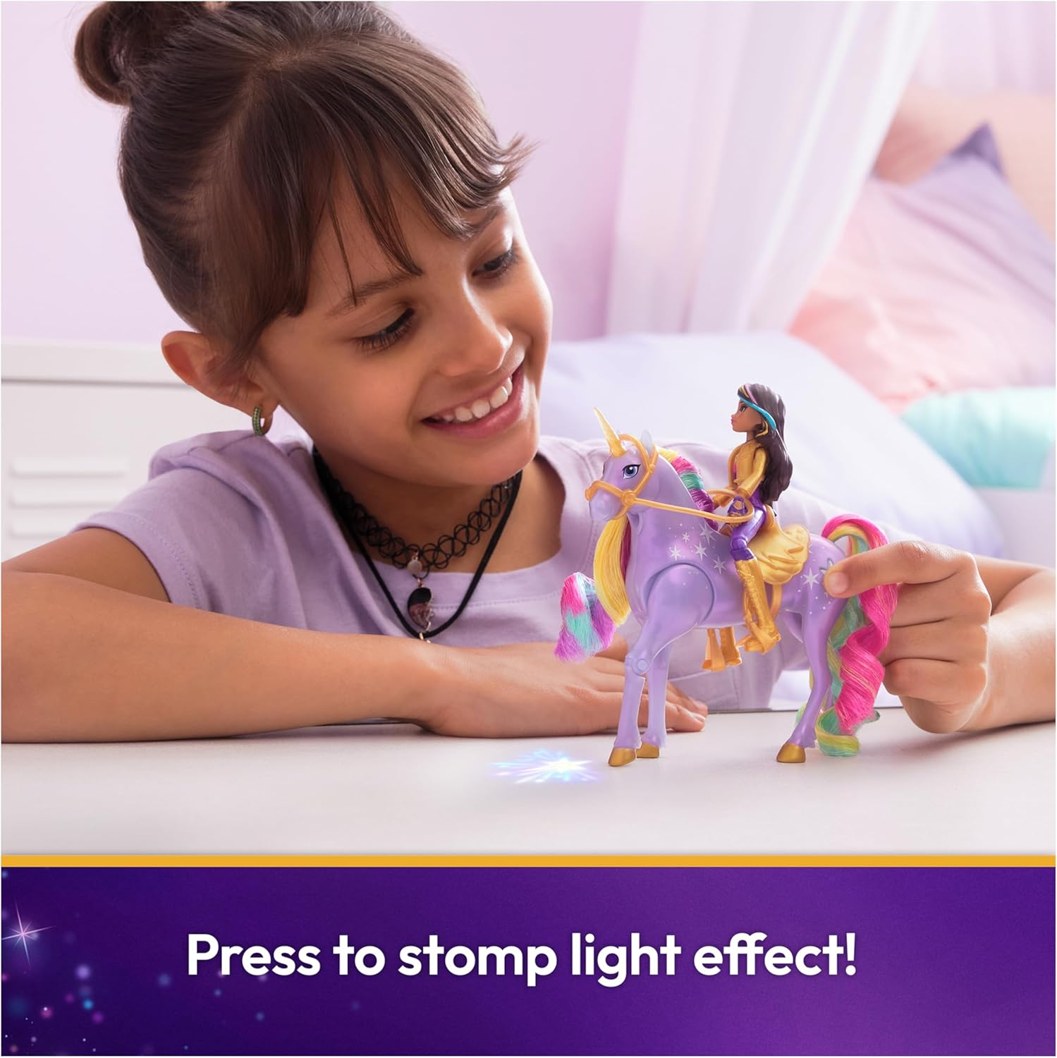 Unicorn Academy, Sophia & Light Magic Wildstar with Rainbow Light-Up Effects, 2 Riding Accessories, Dolls & Unicorn Toys for Girls Ages 4 and Up