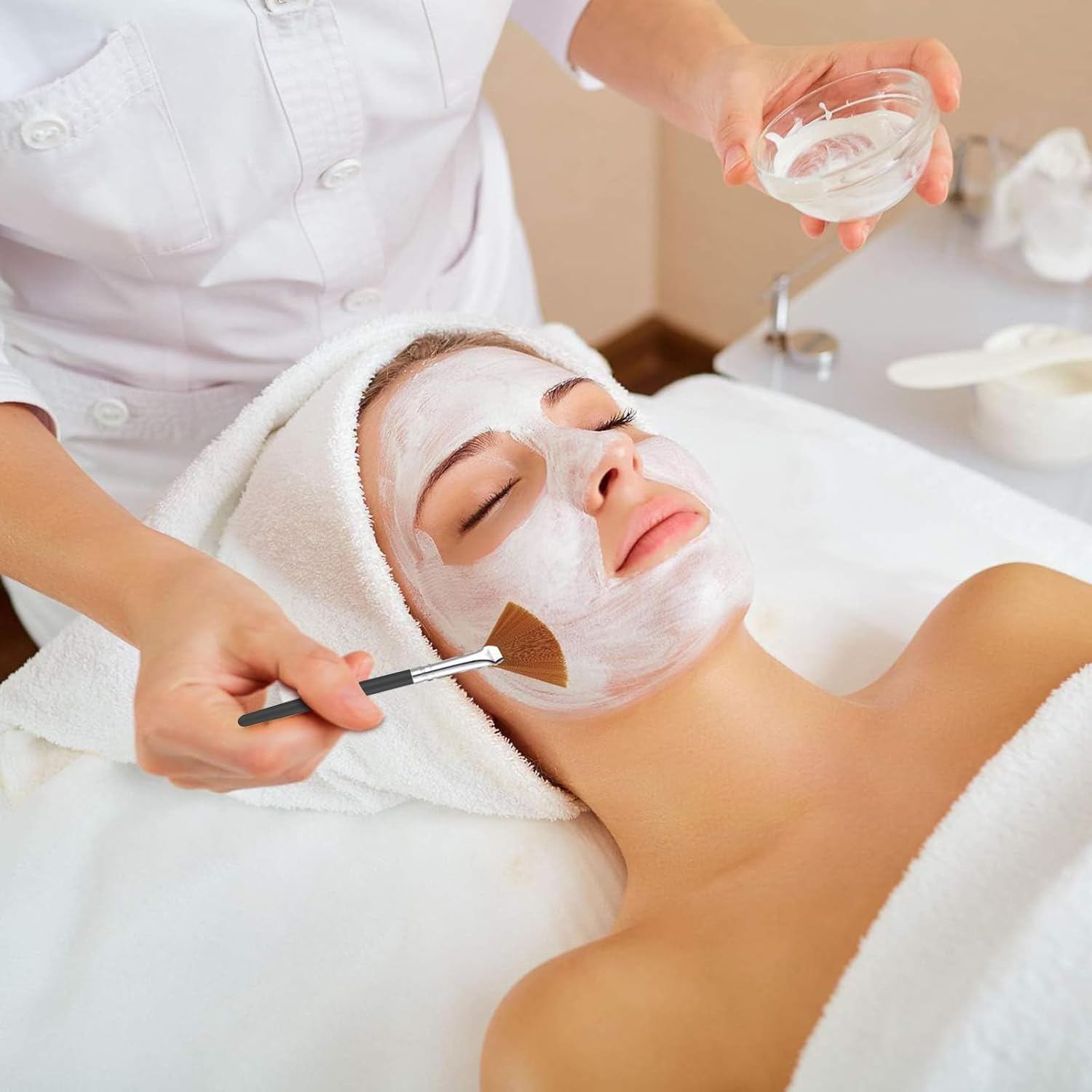 Reayou Double-Headed Silicone Face Mask Brush, Soft Fan Facial Brushes, 4 PCS Mask Makeup Tool Set, Facial Mud Cream Mask Body Lotion Applicator Brush, Cosmetic Beauty Skin Care Nose Massager image number 5