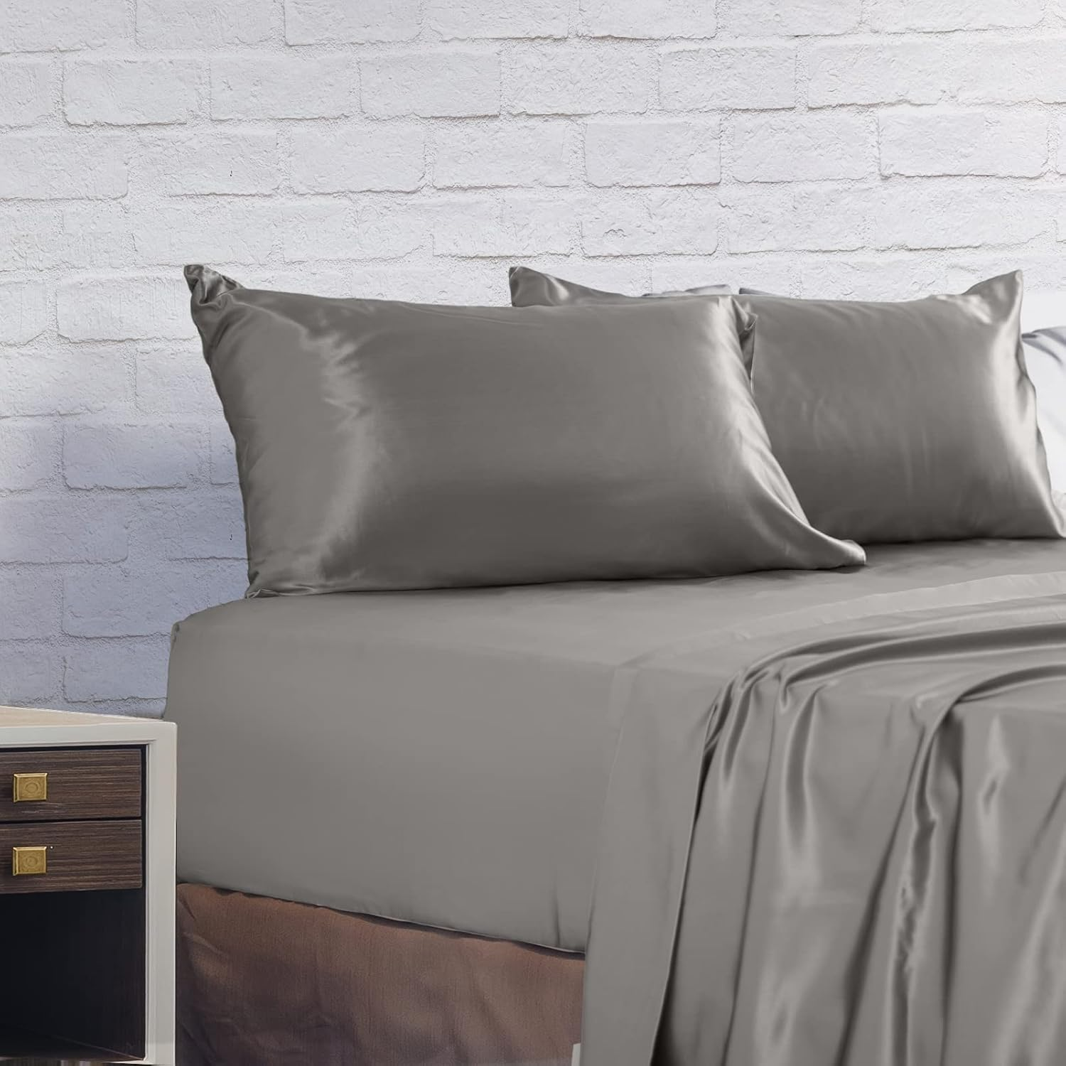 Royal Comfort Sheet Set Satin Polyester, Ultra Soft, Breathable, Silky Smooth, 1 X Fitted Sheet, 1 X Flat Sheet, 2 X Pillowcases(4 Pcs, King, Charcoal) - Malaga Wine image number 3