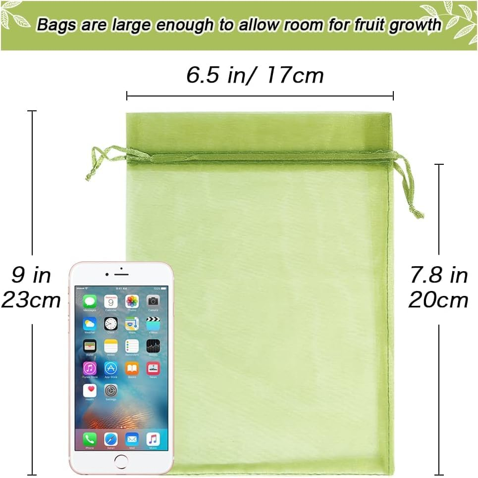 100Pcs Fruit Protection Bags 15 * 20Cm, Green Netting Cover Bags Drawstring Mesh Fruit Protectors Pest Barrier for Tomato Mango Trees Veggies Garden