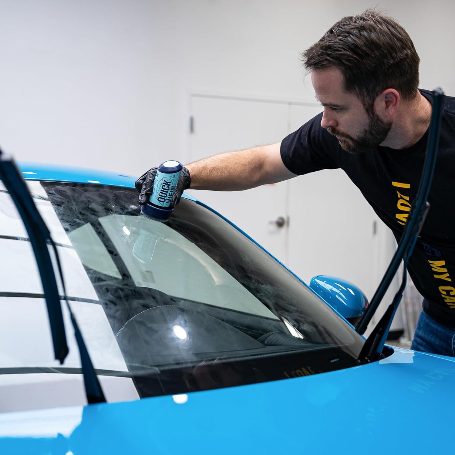 GYEON Quartz Quickview - Easy-To-Use Ceramic Coating for Glass - Extremely Hydrophobic - Professional Grade Ceramic Coating - Applies in Seconds - Perfect Addition to Your Car Detailing Kit image number 3