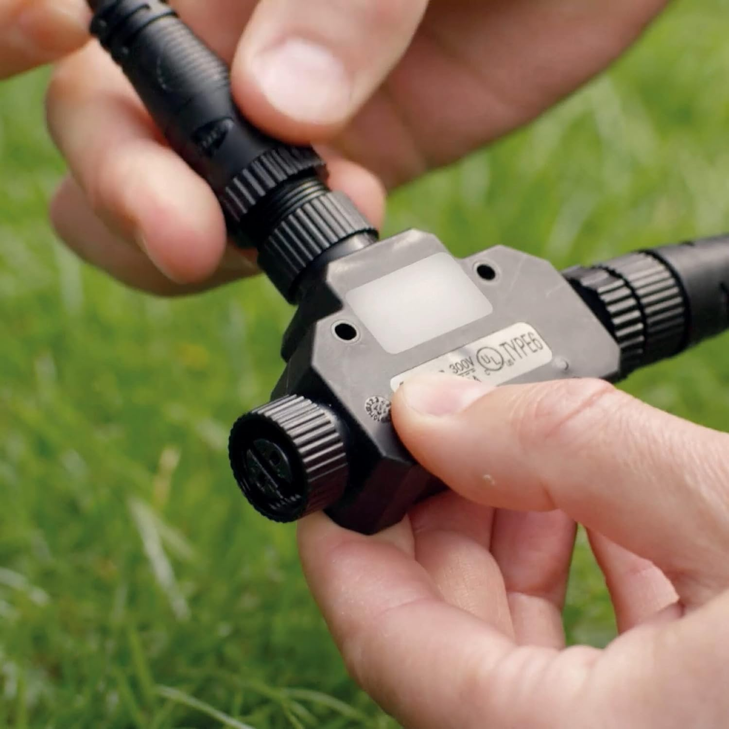 Philips Hue Lowvolt Outdoor T-Connector, Silver image number 3