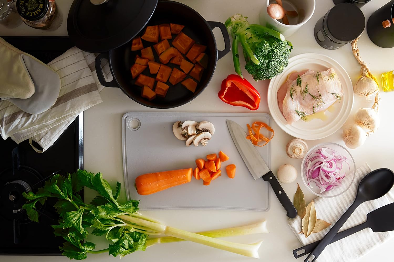 Earl SM-802 Silicone Cutting Board, Lightweight and Small, Floating Storage, S, Light Gray image number 2