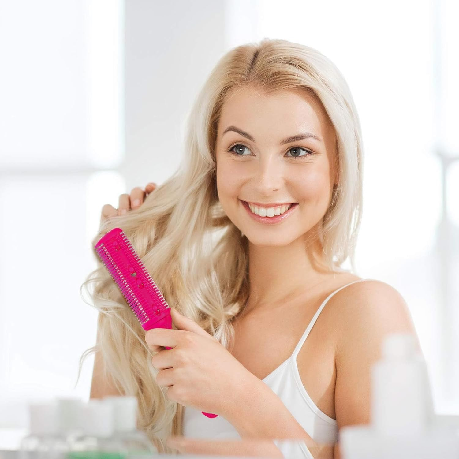 Jrusmr 4 PCS Hair Razor Combs, Dual-Sided Hair Thinning and Trimming Combs for Cutting and Styling, Slim Hairdresser Tools for Home or Salon Use (4 Colors) image number 4