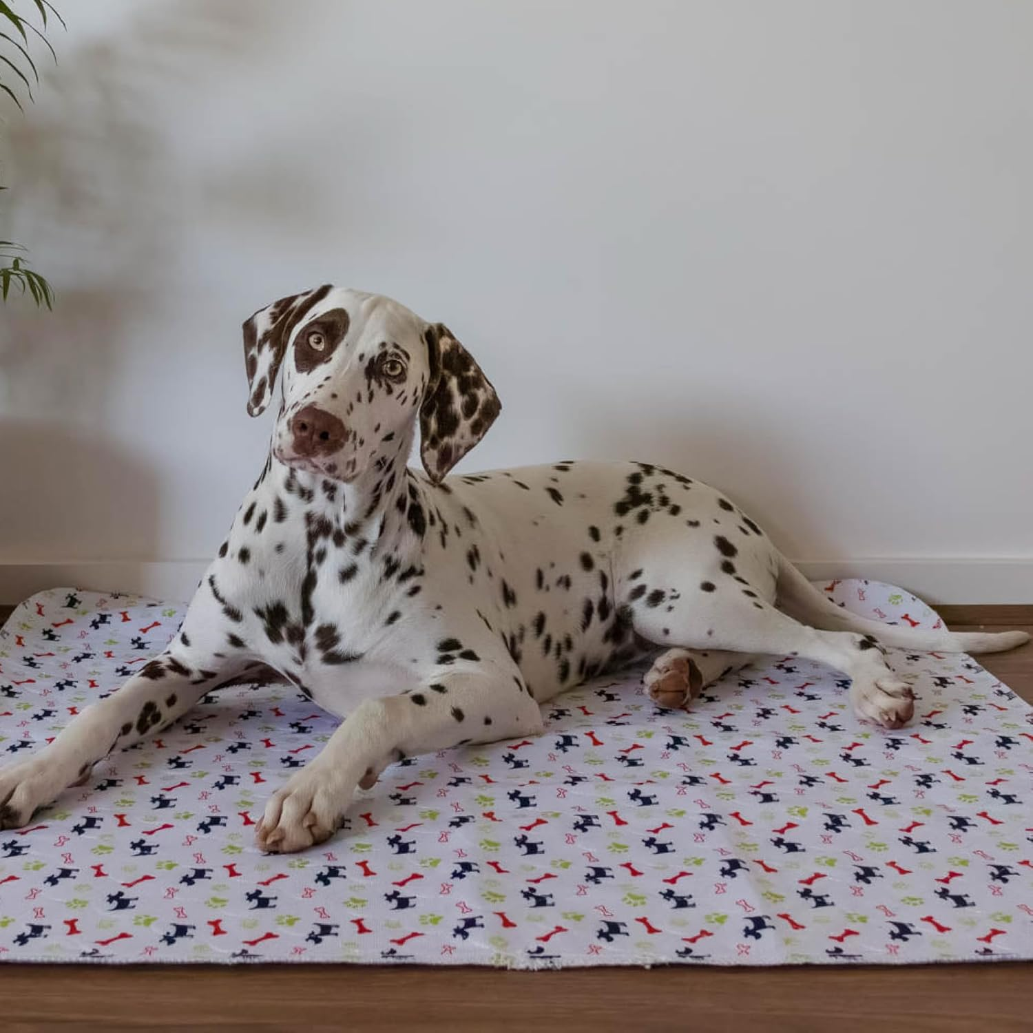 Washable Dog Pee Pads - Waterproof & Reusable Puppy Pads - Durable & Ultra Absorbent Dog Pee Mat White - Perfect for Training & Comfort 28" X 32" Medium (M)