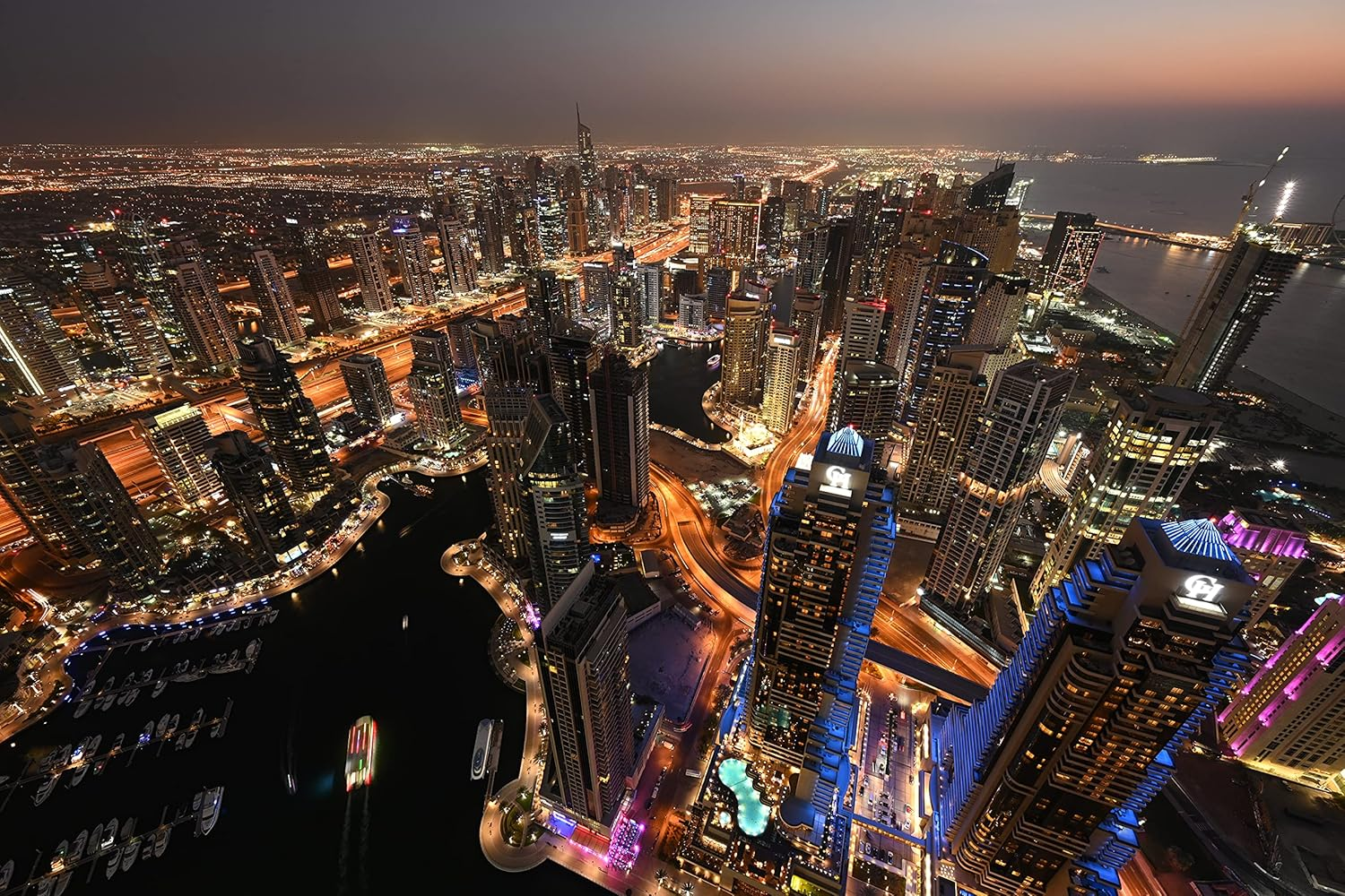 Nikon NIKKOR Z 14-30Mm F/4 S | Premium Constant Aperture Wide-Angle Zoom Lens for Z Series Mirrorless Cameras | Nikon USA Model image number 4