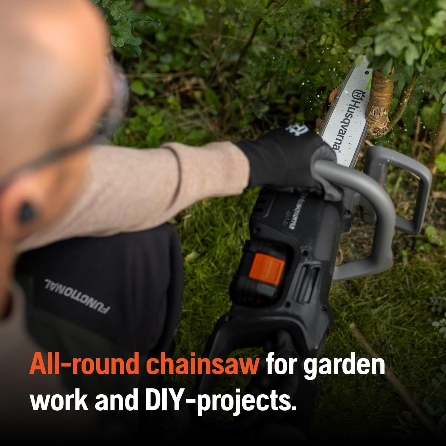 Husqvarna Aspire Chainsaw Kit with 4.0Ah Battery and 2.5Ah Charger image number 3