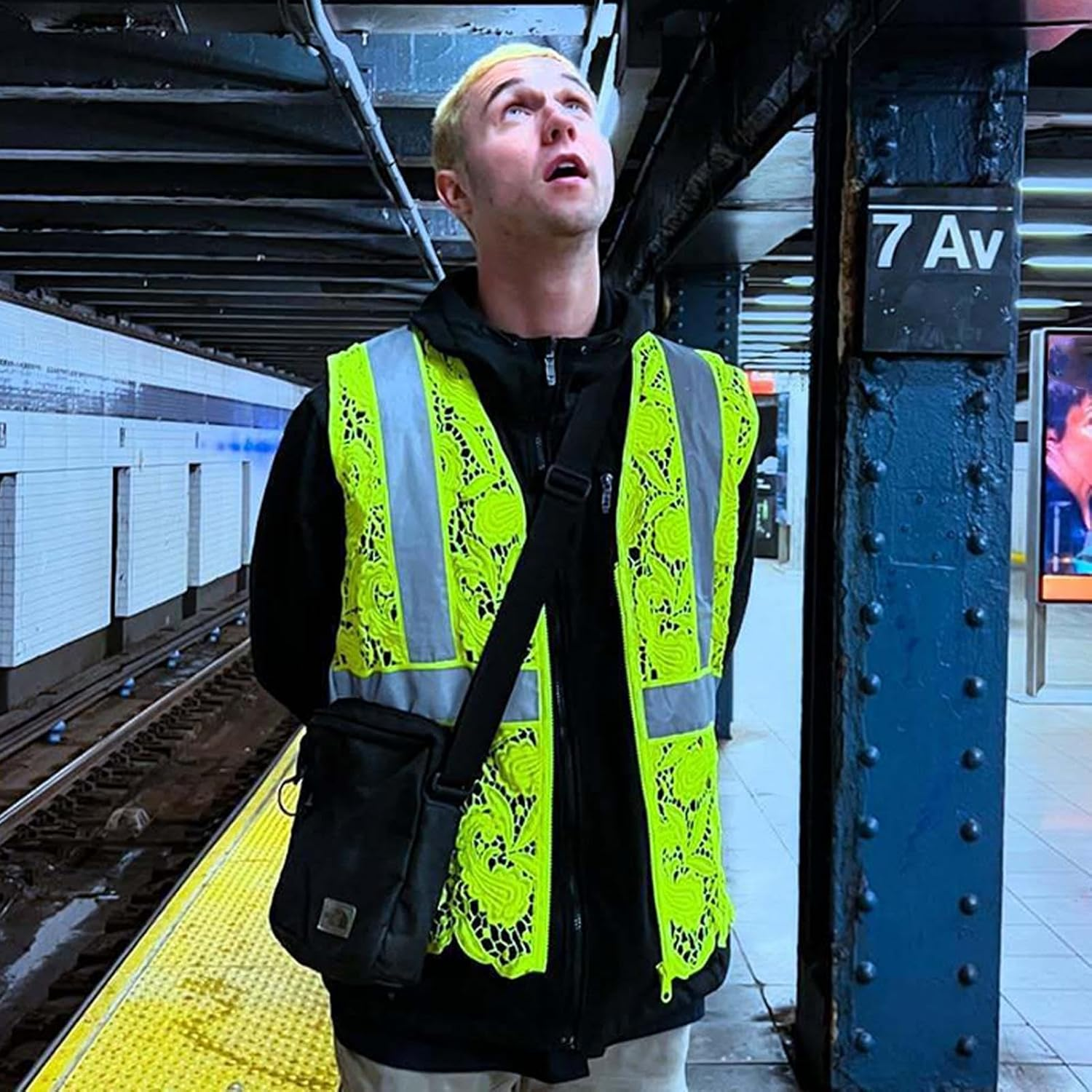 Reflective Vest for Men - Reflective Running Vest for Night Walking - Breathable Jacket Security Accessories for Men Women Kids Runners Cyclists Outdoor Dog Walking image number 6