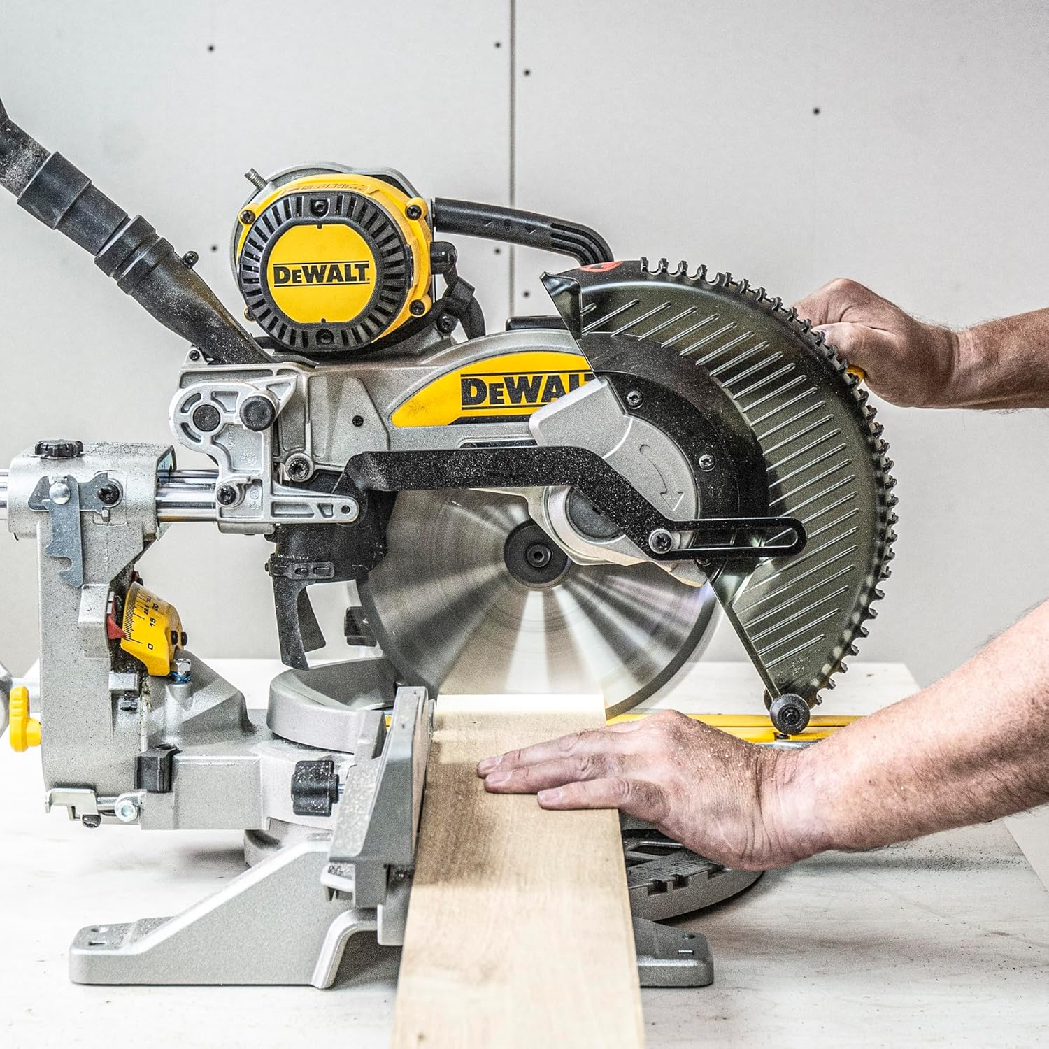 Trend Wood Mitre Saw Blade, 210Mm Diameter, 30Mm Bore, 48 Teeth, TCT, 2.8Mm Kerf, -5&deg; Hook, CSB/CC21048 image number 4