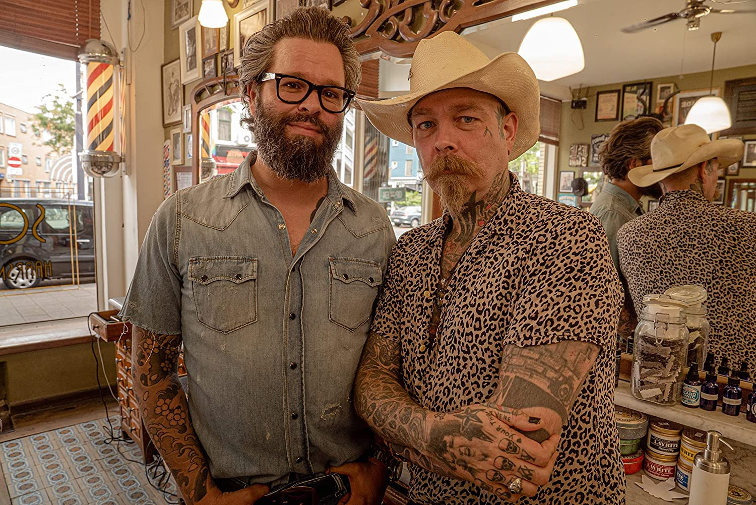 Reuzel Aftershave - Crisp and Defined Formula - Easy and Hassle Free Application - Light Masculine Scent - Leaves Skin Feeling Hydrated - Perfect Way to Finish off Any Shave on Face or Neck - 100 Ml image number 1