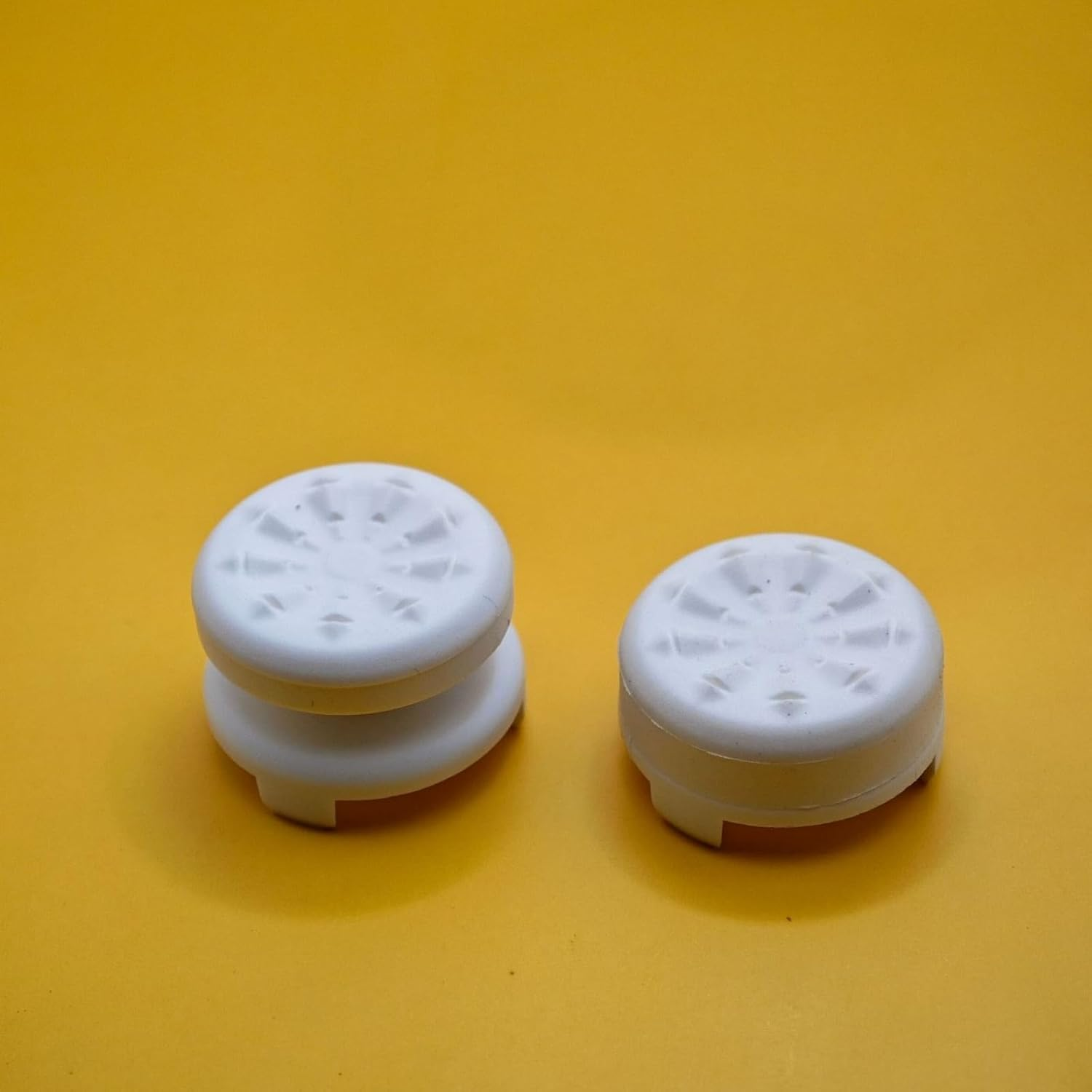 2 Pairs Black & White Non-Slip for PS5 Thumb Grips, Silicone Joystick Caps for PS5/PS4 Controllers, Controller Accessories to Improve Grip & Control image number 6