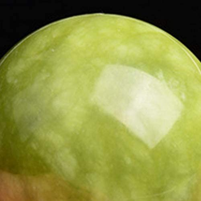 Dovhmoh 2PCS Jade Baoding Chinese Health Stress Exercise Balls for Relaxation Relief Hand Care Tool for Enhanced Blood Circulation & Sleep image number 2