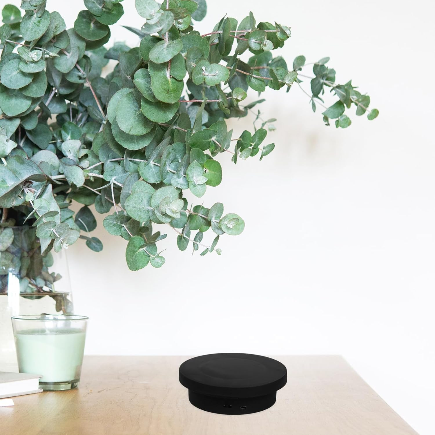 SOLUSTRE Motorized Rotating Turntable Display Stand Display Stands for Shopping Malls Studios - White image number 6