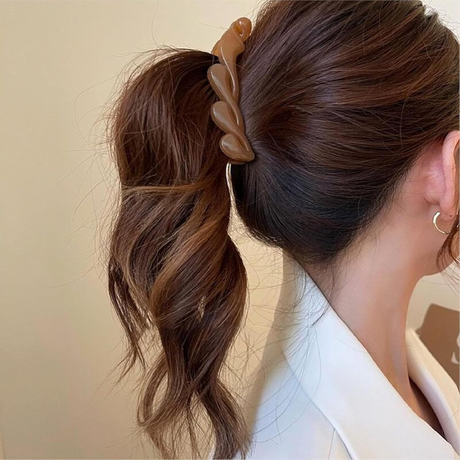 Pack of 3 Vintage Hair Clips for Ponytail, Fish Clips for Long Hair, Comb Fish Clips for Women and Girls image number 4