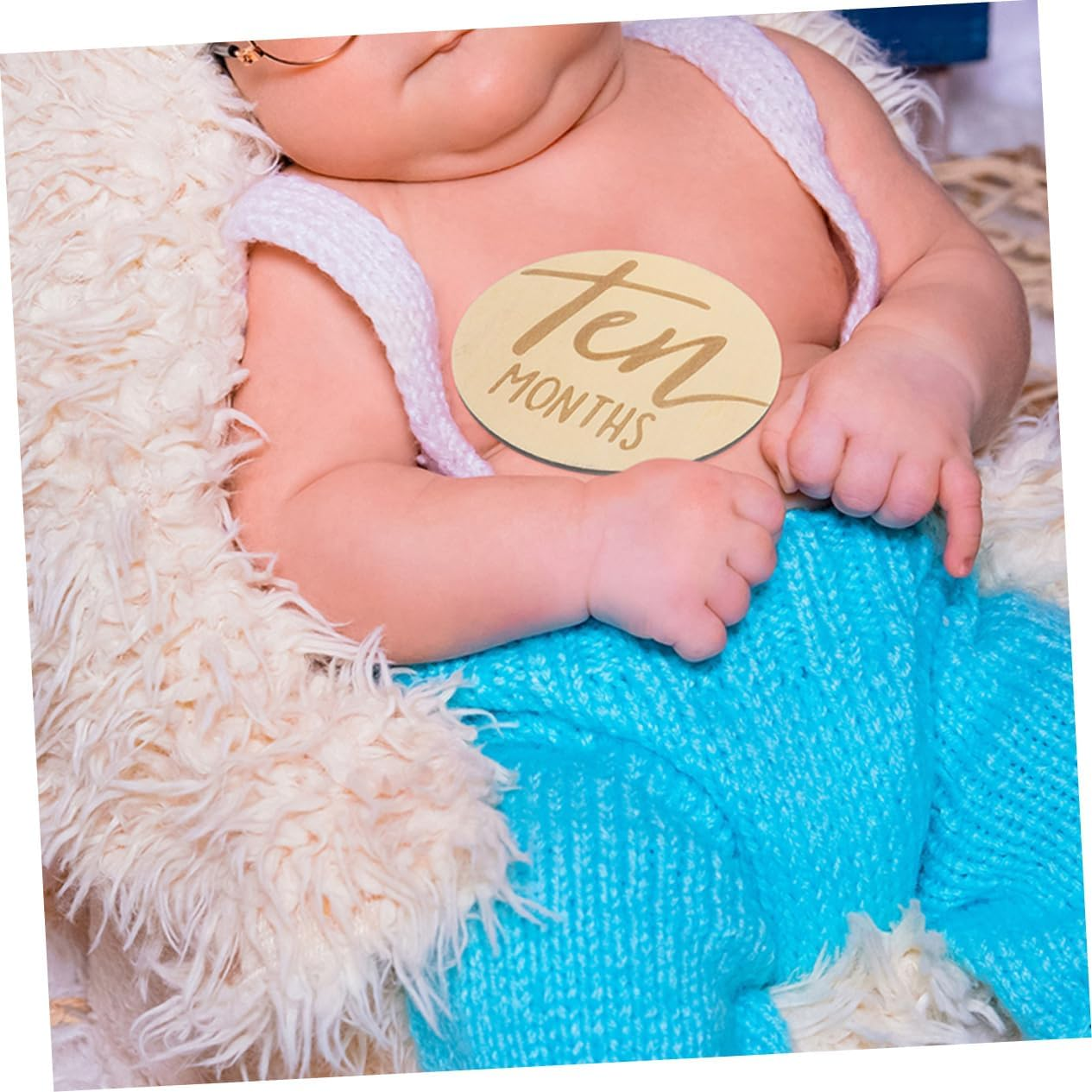 Bestonzon 12 Pcs Wooden Double Sided Monthly Milestone Discs Growth Signs Photo Props Newborn Announcement Cards for Pregnancy Journey and Nursery Decoration