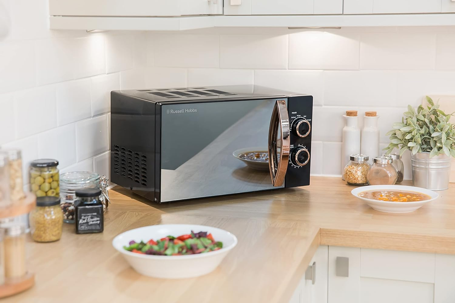 Russell Hobbs RHM1727RG 17 Litre 700 W Rose Gold Solo Microwave with 5 Power Levels, 30 Minute Timer, Defrost Setting, Easy Clean image number 2