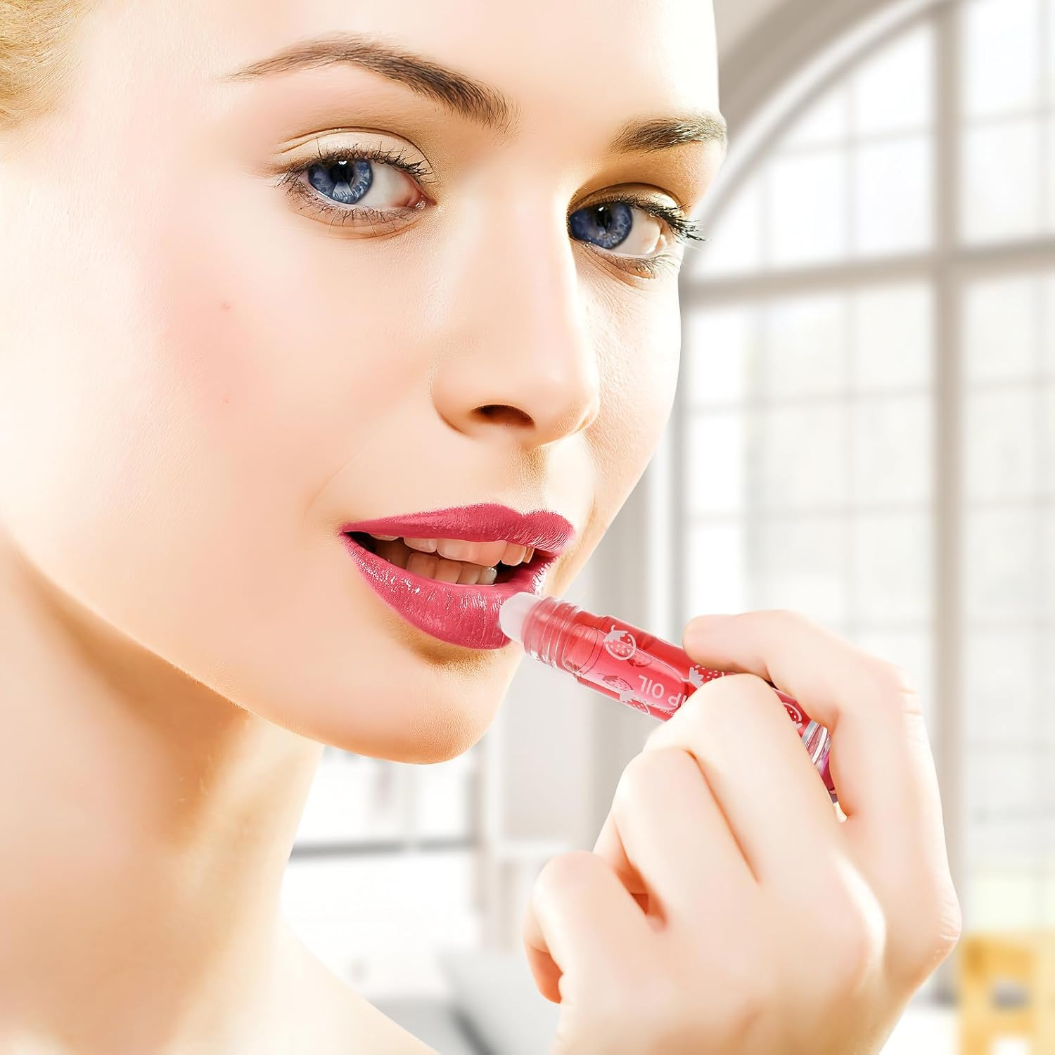 ARTSEWPLY Strawberry Flavored Roll-On Lip Oil Moisturizing Lip Balm Hydrating Fruit Oils Gloss Rollerball image number 4