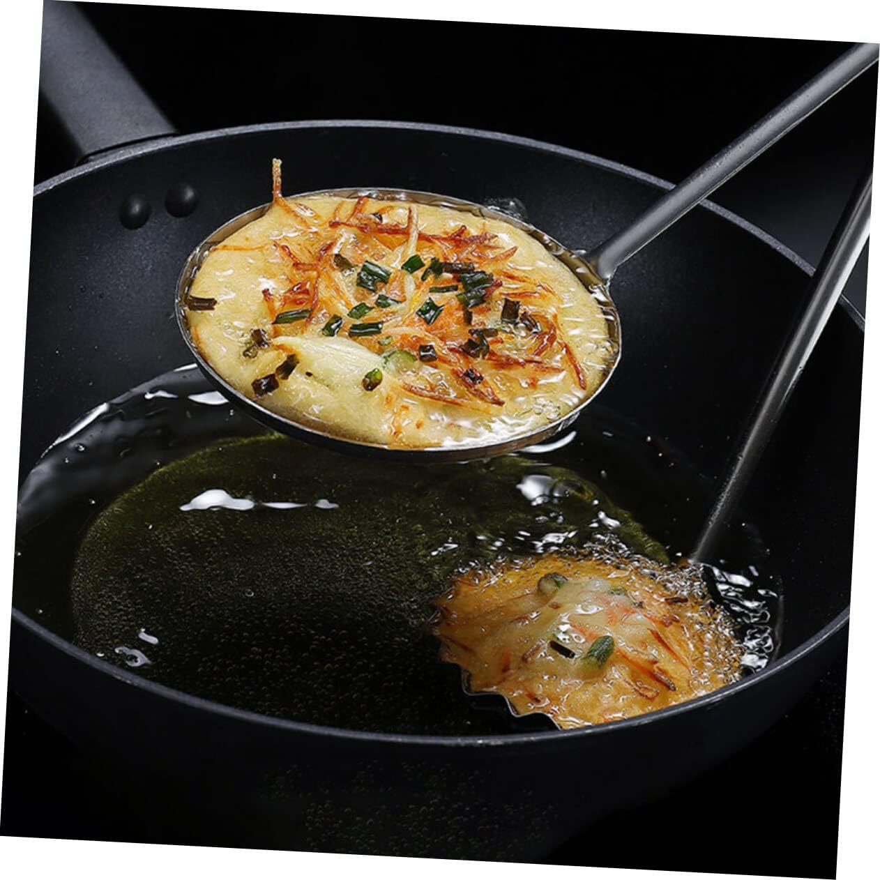 STOBAZA Flat Frying Spoon Stainless Steel with Long Wooden Handle, Small round Edge Oil Dumpling Mold Tool for Home Cooking and Deep Frying, Heat Resistant Kitchen Utensil for Pancakes and Pastries