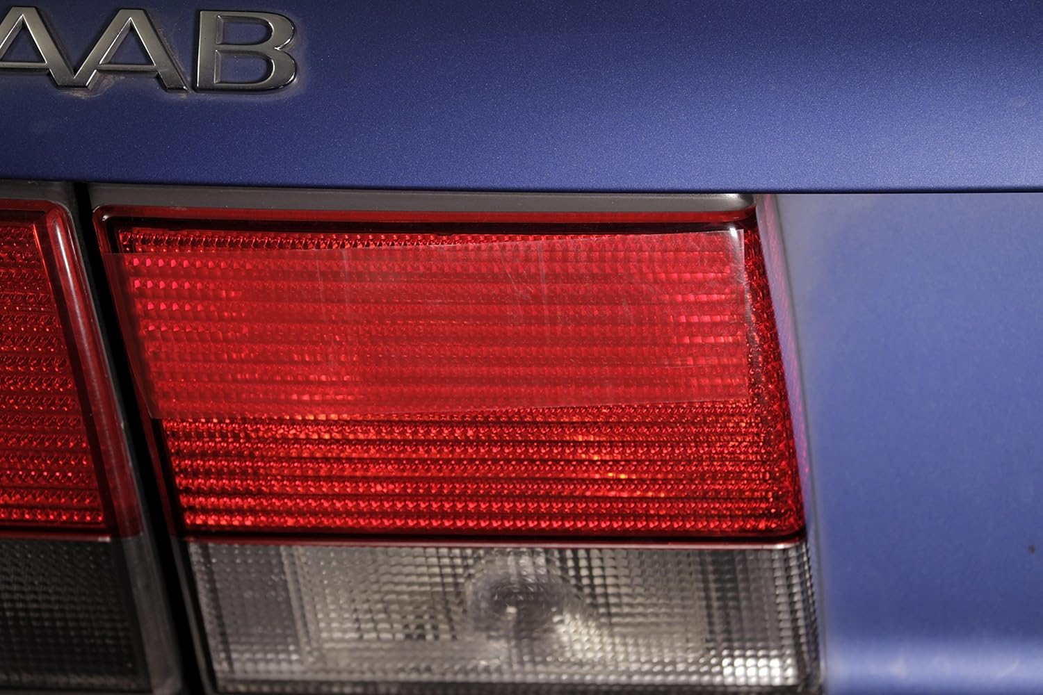 3M 03441 1.875" X 60" Tail/Parking Light Repair Tape image number 2