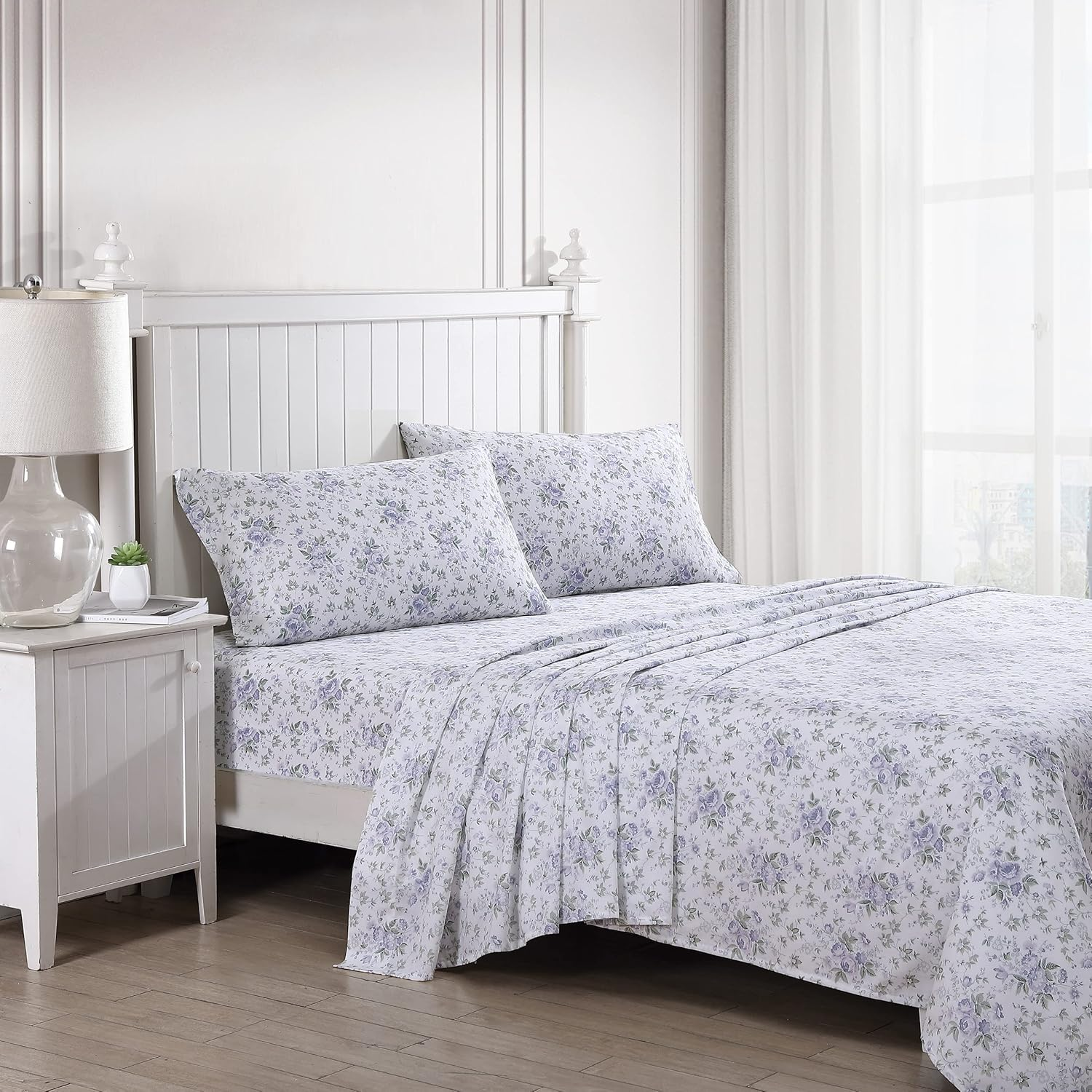 Laura Ashley Home Queen Sheet Set, Soft Sateen Cotton Bedding Set - Sleek, Smooth, & Breathable (Lilian Purple, Queen) (USHSA01235895) image number 4