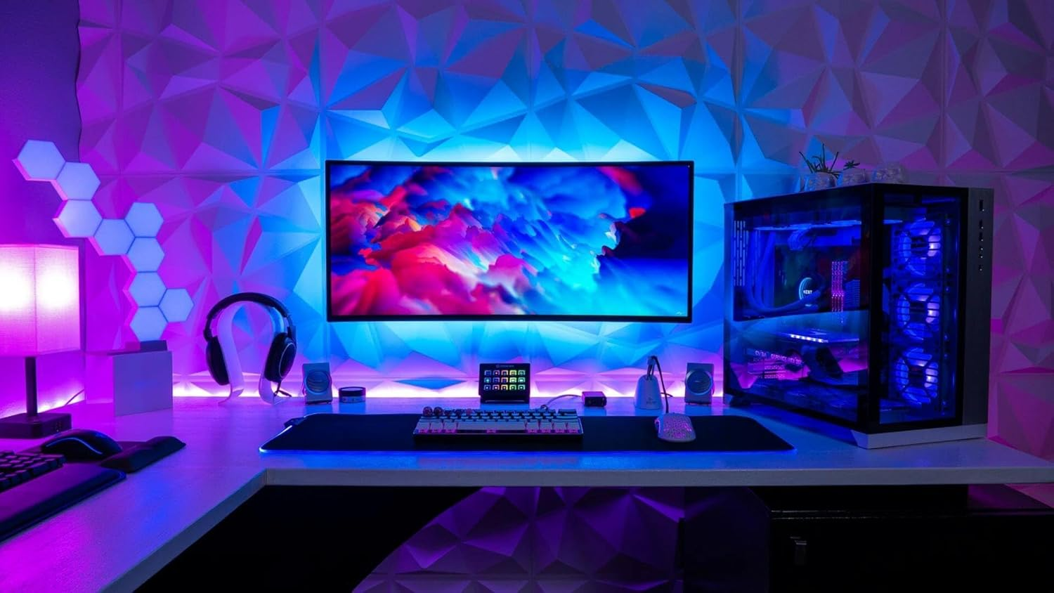 25Packs 3D Wall Panels Wall Tiles 3D White Diamond Textured PVC Wall Tiles Wallpaper for Gaming Room,Living Bedrooom Room,Washing Room,Kitchen Photography 11.8 * 11.8 Inch image number 4