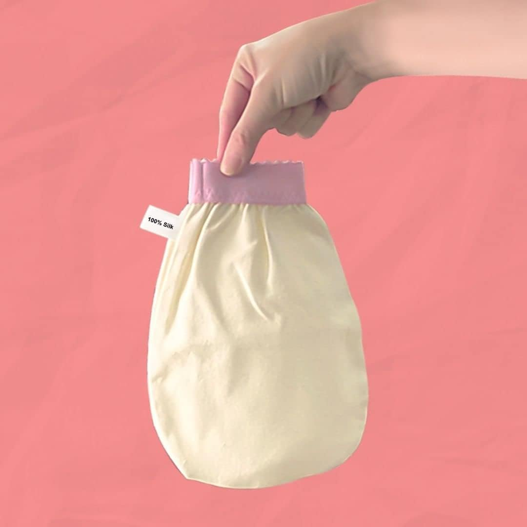 WBC Body Exfoliating Glove - Pure Raw Silk, 100% Silk Exfoliating Body Glove for Dead Skin, Tan Removal for Face and Body by WORLDBEAUTYCARE (Pack of 1) image number 6