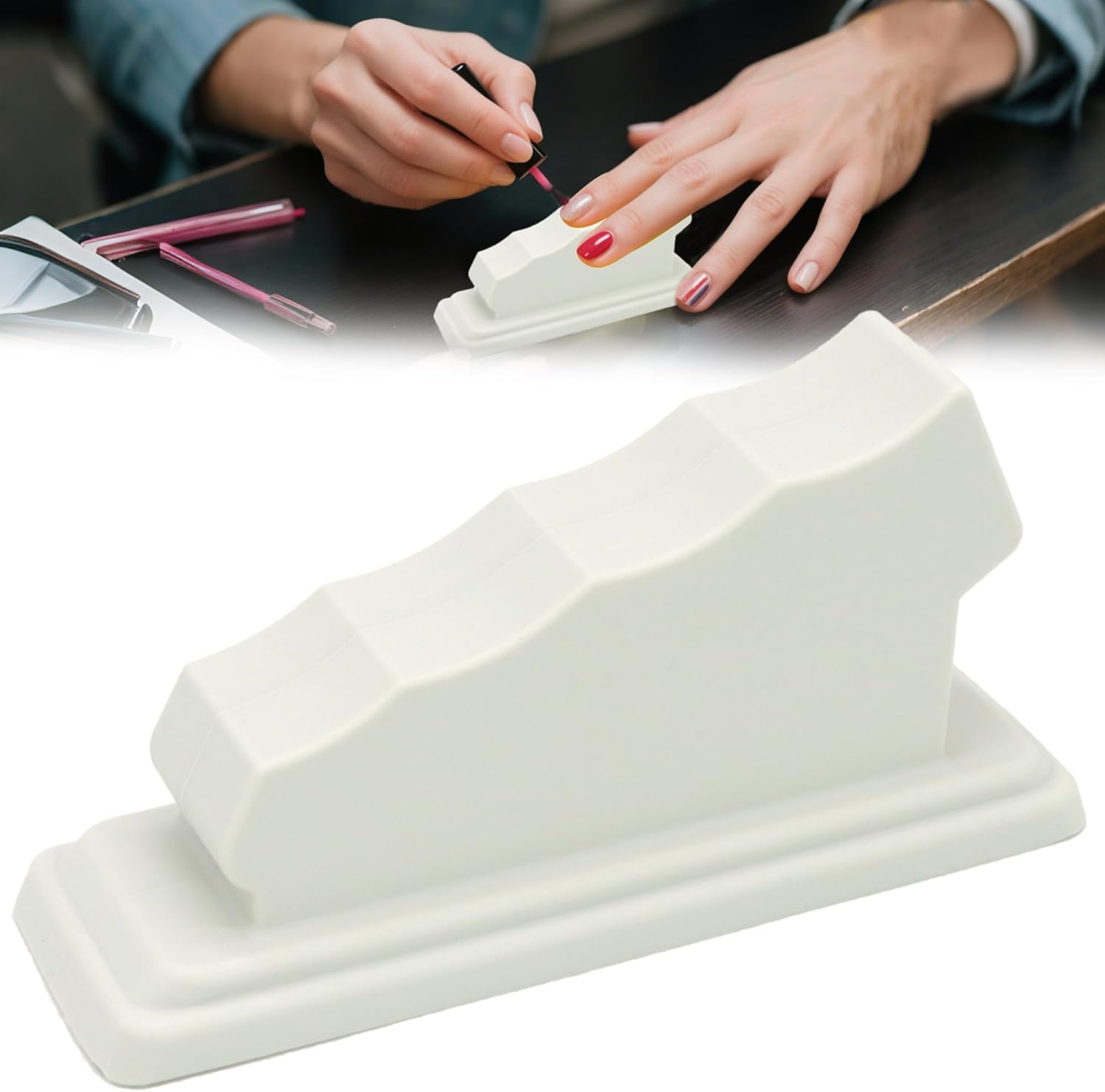 Nail Art Finger Rest, Ergonomic Hand Support Cushion for Gel Polish, Acrylic Nails & Manicure Practice Non-Slip Nail Tech Tool for Home & Salon Use (Pink)