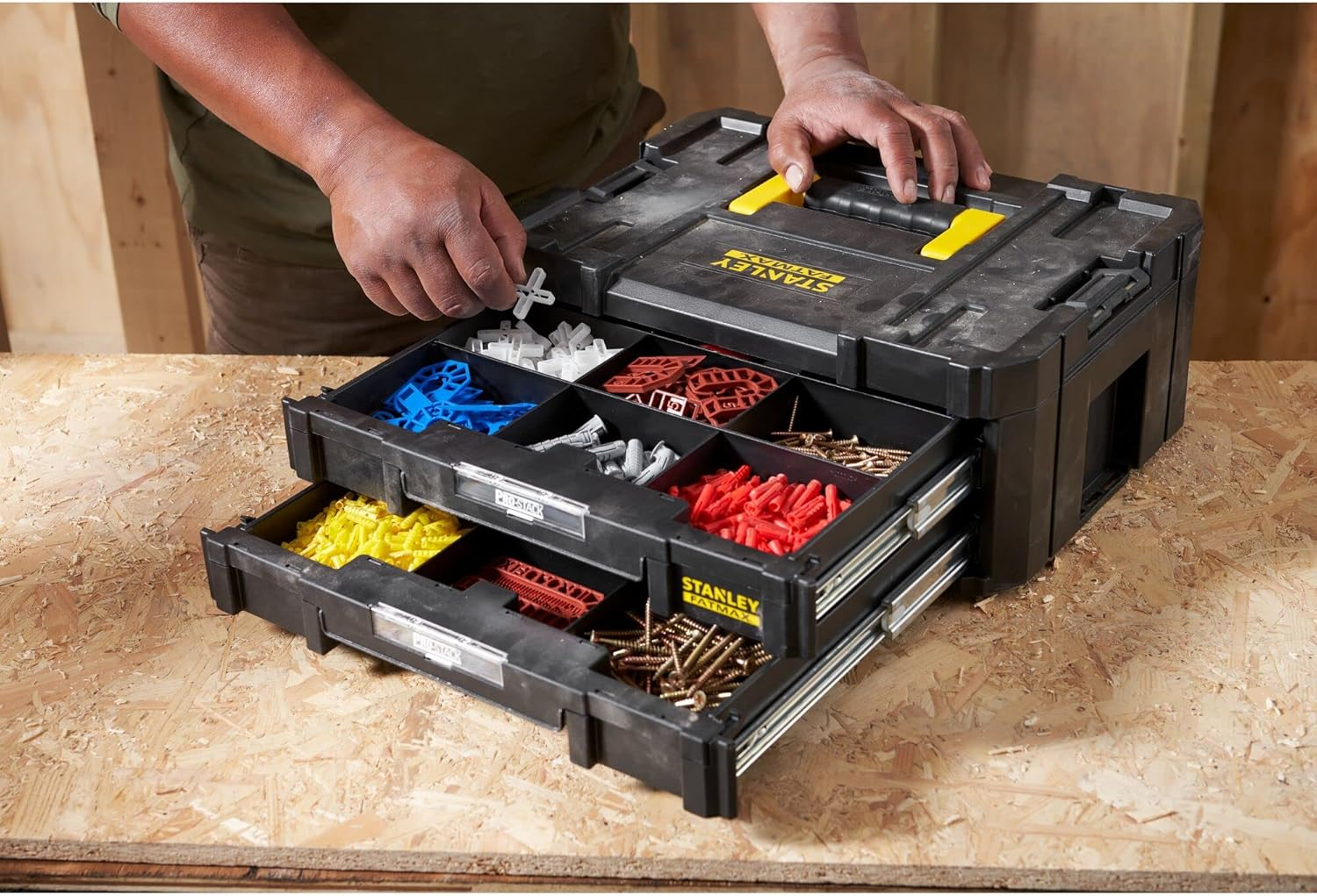 STANLEY FATMAX PRO-STAK IV Double Drawer, Polypropylene Body, 2 Modular Drawers, Stackable, Removable Dividers, Bi-Material Handle, Volume 8L, FMST1-71969 image number 3