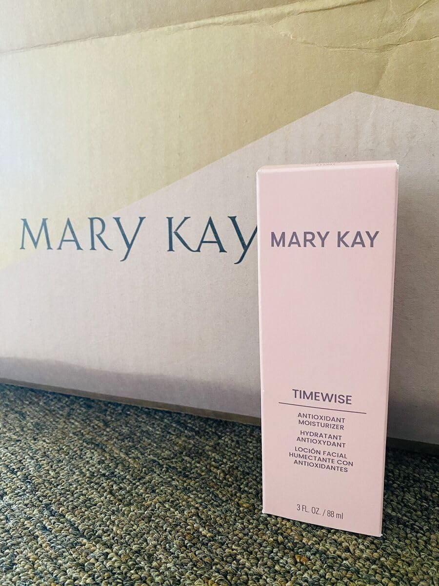 Marykay Timewise Age-Fighting Moisturizer (Combination/Oily Skin) image number 1