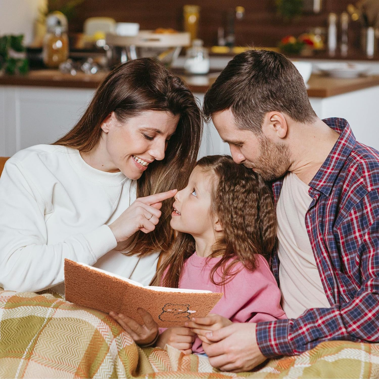 Photo Album 4X6-50 Pages Holds 100 Photos, Teddy Velvet Cover with Bear Embroidery for Wedding Kids Travel Family Baby Pictures (Bear Body) image number 3