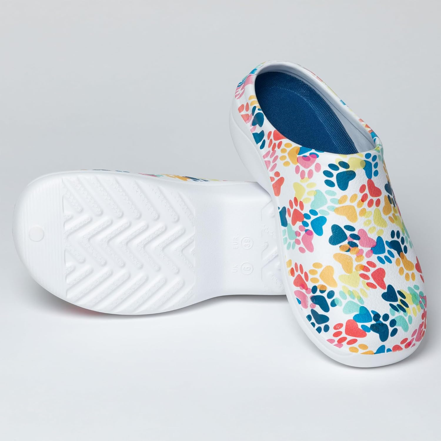 Lightweight Paw Print Garden Clogs Comfortable & Breathable Slip-On Shoes for Gardening image number 7
