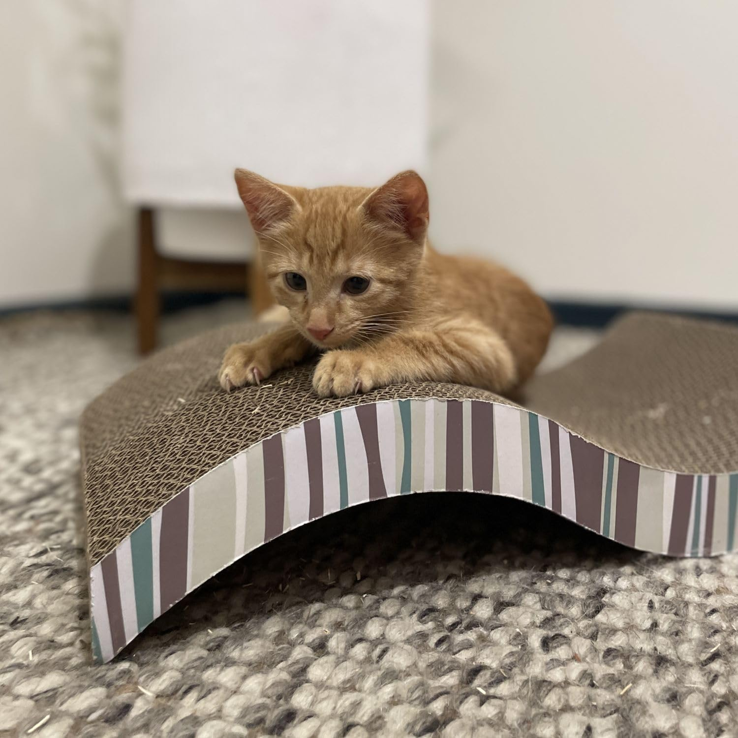 Cattitude Cat Scratch Board Wave, Beige, 10.2Cm Height - Cat Scratcher, Cardboard Scratching image number 1