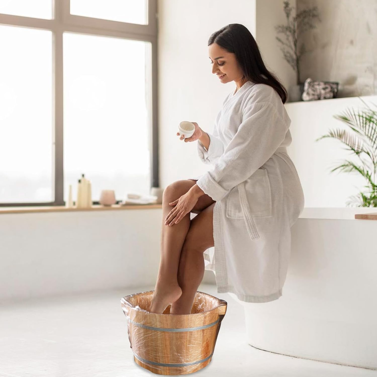 Molain 80Pcs Disposable Foot Tub Liner, Portable Bath Basin Bags Clear Plastic Single Use Foot Spa Liners Thin Large Foot Bath Liners for Foot Soak Bath Pedicure Spa Hotel Home Use 26 X 22 Inches image number 6