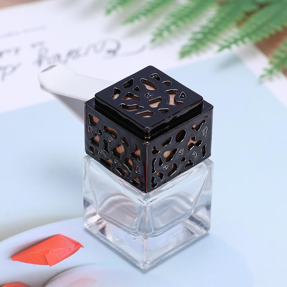 KALLORY 3PCS Car Air Freshener Bottle Empty Essential Oil Diffuser Bottle Car Air Freshener Perfume Diffuser Clip