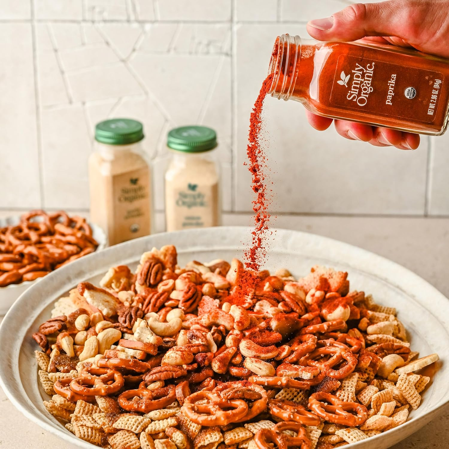 Simply Organic Ground Paprika Large Glass, 84G image number 5