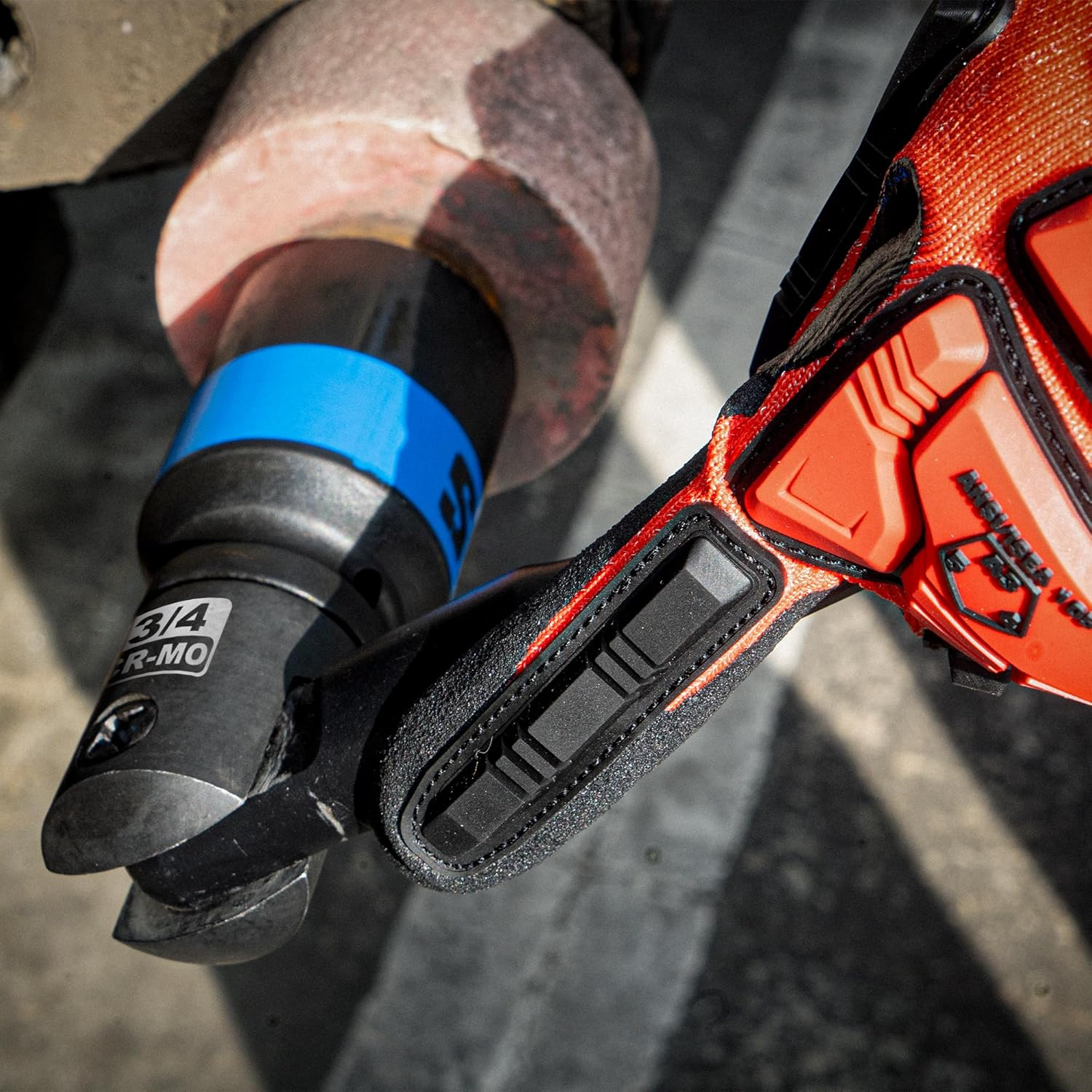 Aiourx 3/4" Drive 810 Mm Breaker Bar, CR-MO Steel Rotating Head, Extra Long Handle for Rusted Frozen Truck Tire Lug Nuts Bolts