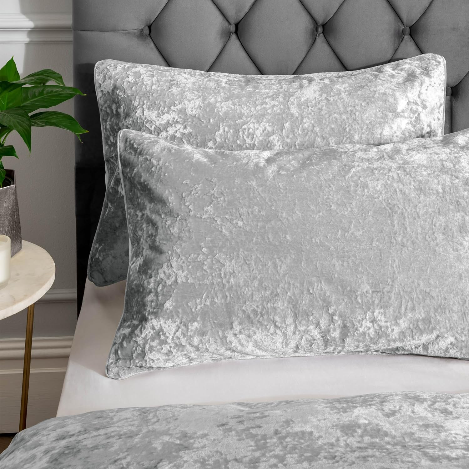 Catherine Lansfield Crushed Velvet Double Duvet Set Silver image number 1