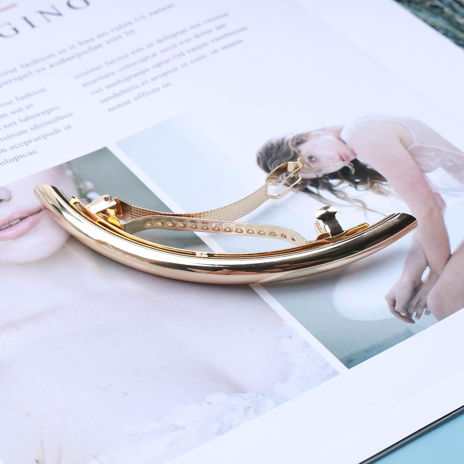 Wendalern Snap Hair Pin Clip Vintage Gold Hair Clip Metal Hair Holder Clips Feather Minimalist Hair Clips Decorative Hair Accessories for Women and Girls image number 2