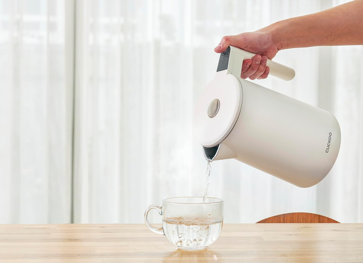 CK-C170TW - CUCKOO Electric Kettle - Simple Touch to Set the Temperature image number 4