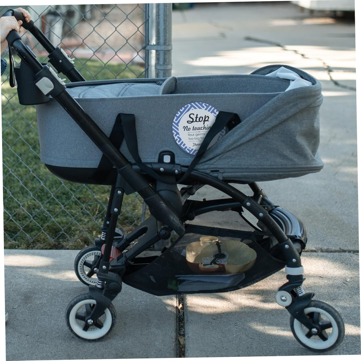 KICHOUSE Warning Safety Tag No Touching Sign for Stroller Safety Caution Sign Material for Indoor Outdoor Use image number 3